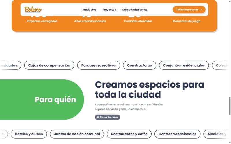 The sector ribbon: rounded pills naming constructoras, colegios y jardines, alcaldías y espacio público and other buyer types, under the heading Creamos espacios para toda la ciudad